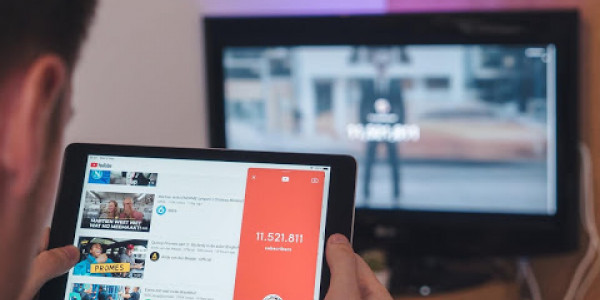 تجميعة لافضل القنوات على اليوتيوب فى شرح المواد والمراجعات