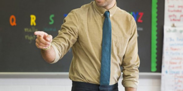 مطلوب مدرسين للعمل بالرياض ( ذكور فقط )