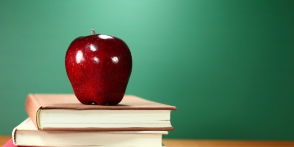 عاوز تتعلم من بيتك و تاخد شهادة معتمده عالميه ومجانا ؟