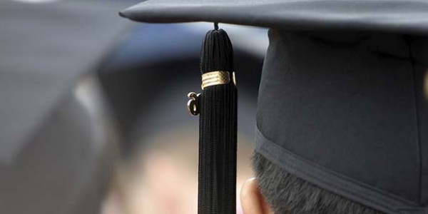 الدليل الكامل للدراسات العليا ومميزاتها من ناحية الوظيفة و المرتب وغيرها