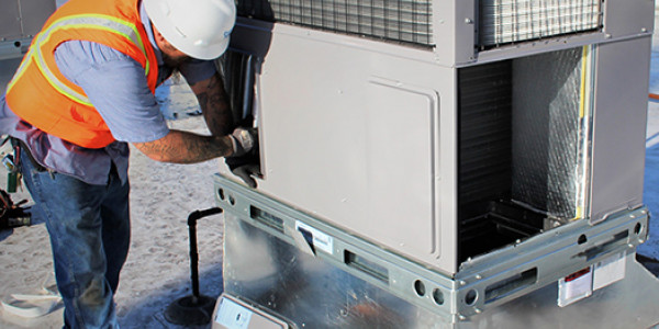 مطلوب فنى تبريد وتكييف بمرتب يصل الى 6000