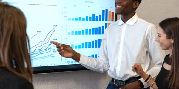 مطلوب Junior Account Manager