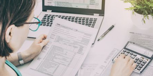 شرح المواد pdf لكلية تجارة فى جميع التخصصات