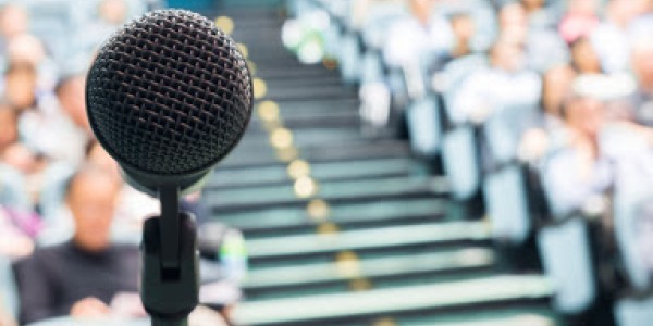 اتحدى مخاوفك مع اقوى الدورات التدريبية للتحدث امام الجمهور اتحدى مخاوفك مع اقوى الدورات التدريبية للتحدث امام الجمهور