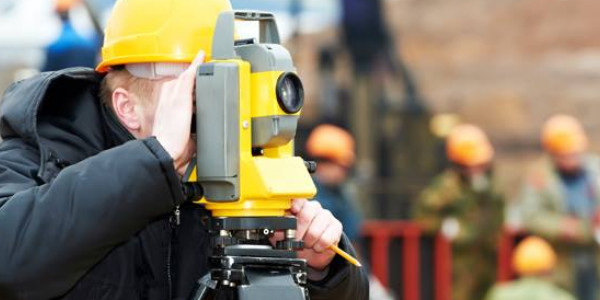 مطلوب مهندس مساحة