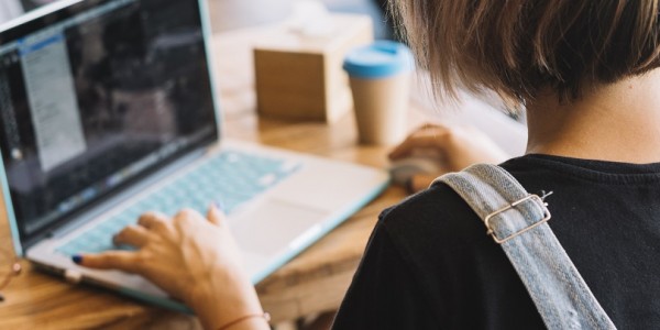 للطلاب والدراسين اليكم افضل طريقة لتجدوا الكتب والرسائل العلمية على الإنترنت