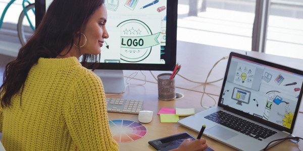 مطلوب مصممة جرافيك لشركة تجارية بمدينة نصر