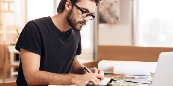 مطلوب مصمم جرافيك