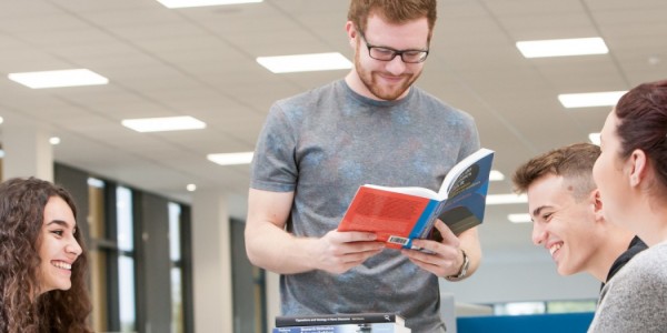 خطة تعلم المحادثة بالانجليزية للمبتدئين خطة تعلم المحادثة بالانجليزية للمبتدئين